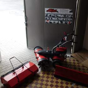 Foto inzerátu Jansen MKB-500E Motorová metla+ text