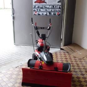 Foto inzerátu Jansen MKB-500E Motorová metla+ text