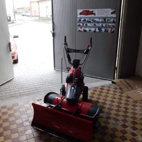 Foto inzerátu Jansen MKB-500E Motorová metla+ text