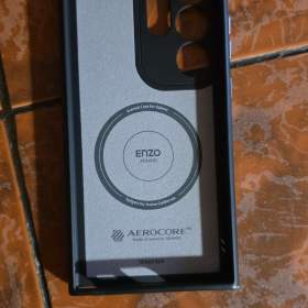 Fotka k inzerátu Spigen enzo aramid s24ultra / 18781680