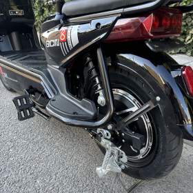 Foto inzerátu 🎄🎁 NOVÝ elektro skútr 350W – ideální vánoční dárek, plná výbava ✨🛵...