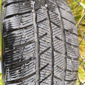 Foto inzerátu Alu kola 17 zimní pneu Barum