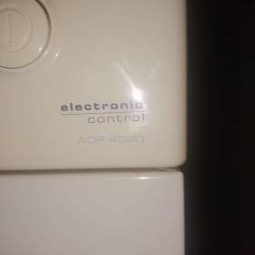 Foto inzerátu myčka nádobí Whirlpool ADP 4520