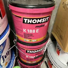 Fotka k inzerátu Speciální disperzní lepidlo Thomsit K188E / 18001179