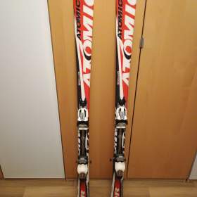 Fotka k inzerátu Curvingové lyže Atomic Izor 159cm / 19647774