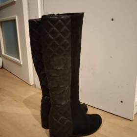Foto inzerátu Vysoké černé kozačky 