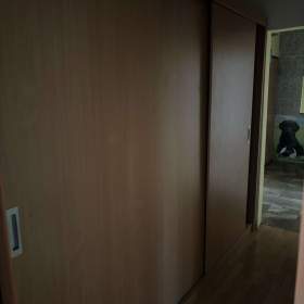 Foto inzerátu Výsuvná skříň na chodbě