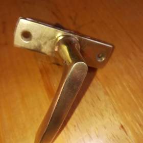 Foto inzerátu Mosazné kliky na okna