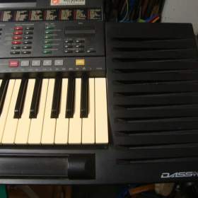 Foto inzerátu Elektrické klávesy varhany syntezátor Yamaha PSR-4500 1989 funkční pěkné