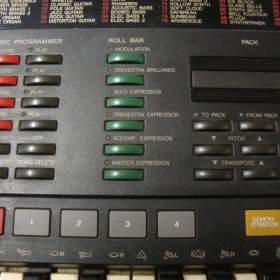 Foto inzerátu Elektrické klávesy varhany syntezátor Yamaha PSR-4500 1989 funkční pěkné