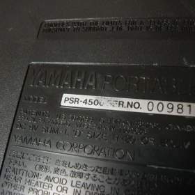 Foto inzerátu Elektrické klávesy varhany syntezátor Yamaha PSR-4500 1989 funkční pěkné