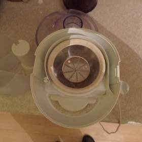 Foto inzerátu Philips HR 1823 Odšťavňovač