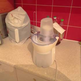 Foto inzerátu Philips HR 1823 Odšťavňovač