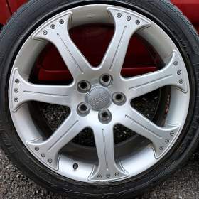 Foto inzerátu ALU kola Audi Q7 5 x 130 275/40 R20