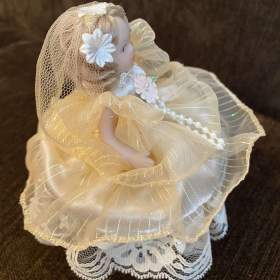 Foto inzerátu Tančící, hrající panenka