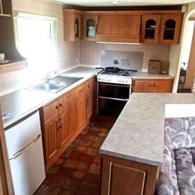 Foto inzerátu Zařízený mobilheim u Kopřivnice, voda, elektřina, zahrada, jen 14.000 Kč se vším...