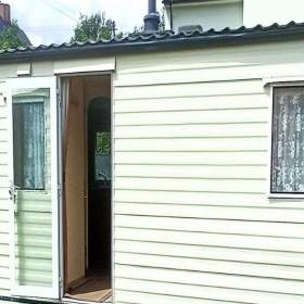 Zařízený mobilheim u Kopřivnice, voda, elektřina, zahrada, jen 14.000 Kč se vším... / 19655866