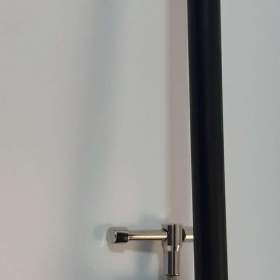 Foto inzerátu Držák kytary nebo baskytary k reprobedně či kombu