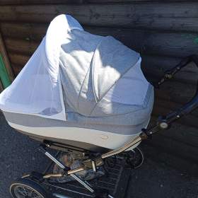 Foto inzerátu  Kočárek ROAN