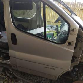 Foto inzerátu Opel Vivaro Renault Trafic nárazník díly a díly 