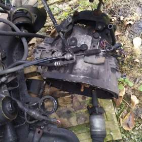 Foto inzerátu Opel Vivaro Renault Trafic nárazník díly a díly 