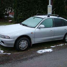 Foto inzerátu Díly - Mitsubishi Galant