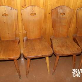 Fotka k inzerátu Židle z masivního dřeva / 18075639