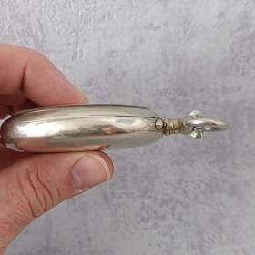 Foto inzerátu Velmi zajímavé masivní kapesní hodinky COLOMBOPHILE - Henry Martens