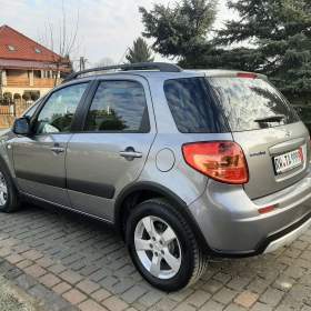 Foto inzerátu Suzuki SX4, 1,6 4x4 r.v. 2010 , najeto 99.323km