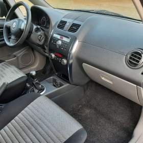 Foto inzerátu Suzuki SX4, 1,6 4x4 r.v. 2010 , najeto 99.323km