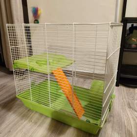 Fotka k inzerátu Prodám větší klec / 19312742
