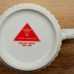 Foto inzerátu Souprava porcelánových hrnků Dubí