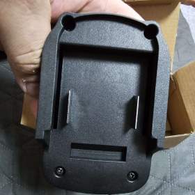 Foto inzerátu Adaptér z baterie Makita na baterii Parkside x20