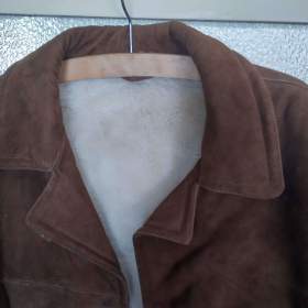 Foto inzerátu Kabát dámský kožený s beránkem takřka nenošený, perfektní stav