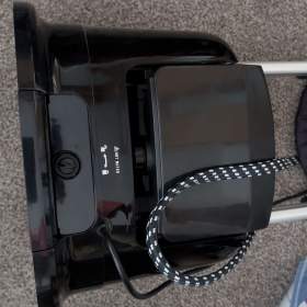 Foto inzerátu Parní žehlička z prknem