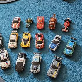 Foto inzerátu 3x autodráha Carrera GO+další náhradní díly a autíčka navíc