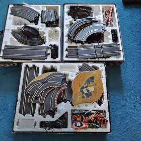 Foto inzerátu 3x autodráha Carrera GO+další náhradní díly a autíčka navíc