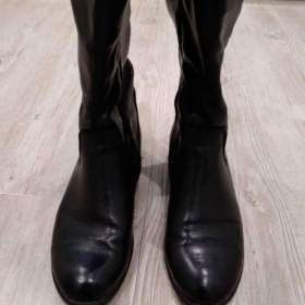 Foto inzerátu Dámské kozačky vel.39