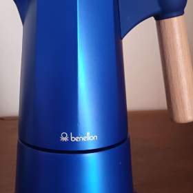 Fotka k inzerátu Italská moka konvice Benetton / 19609213