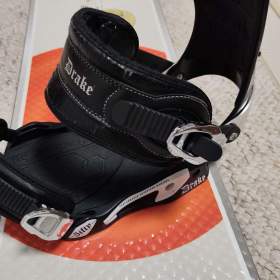 Foto inzerátu Snowboard 