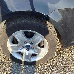 Foto inzerátu Ford C-Max 1.6i 74KW 2010, naj.108.000km.TK 11/27 E4