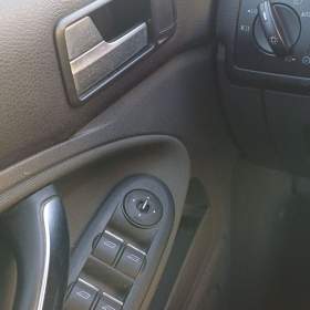 Foto inzerátu Ford C-Max 1.6i 74KW 2010, naj.108.000km.TK 11/27 E4