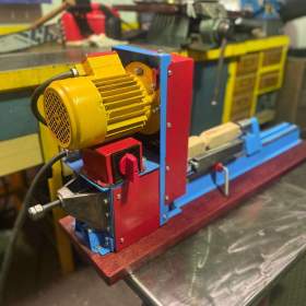 Fotka k inzerátu Soustruh na dřevo  / 17648008