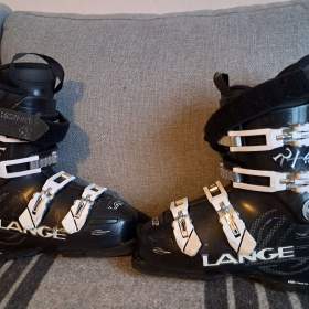 Foto inzerátu Lyžařské boty Lange vel.25.5