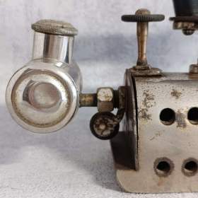 Foto inzerátu Velmi stará lihová žehlička OMEGA   - D.R.G.M