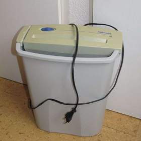 Fotka k inzerátu Skartovačka Fellowes FS5 / 19313691