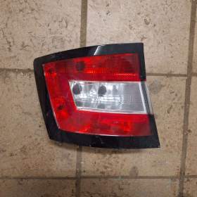 Fabia 3 levé zadní světlo / 19662744