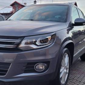 Fotka k inzerátu VW Tiguan 1,4TSi 110kW DSG Lounge Bi- Xenon 75000km / 19657073