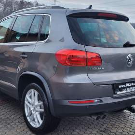 Foto inzerátu VW Tiguan 1,4TSi 110kW DSG R-Line/Lounge Bi-Xenon 75000km