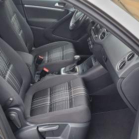 Foto inzerátu VW Tiguan 1,4TSi 110kW DSG R-Line/Lounge Bi-Xenon 75000km